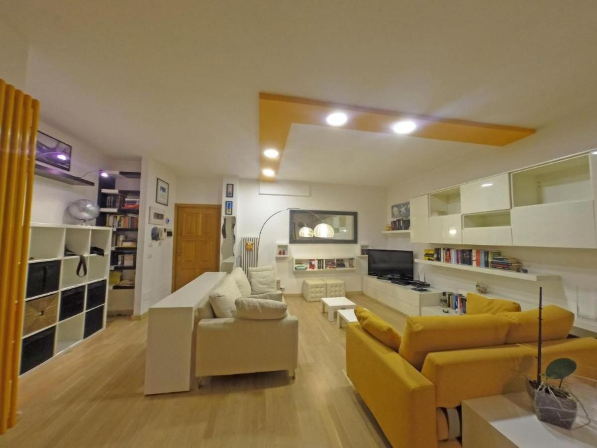 Comodo Casa Razzoli *